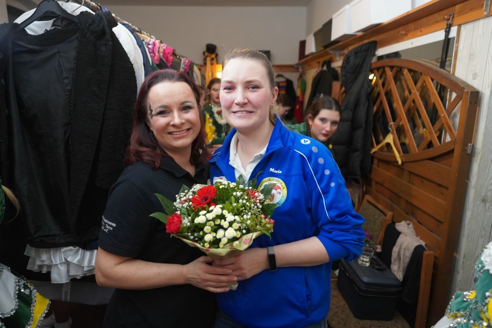 076 045 A7302492-2500