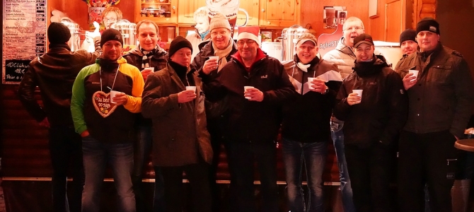 Glühweinverkostung auf dem Forster Weihnachtmarkt