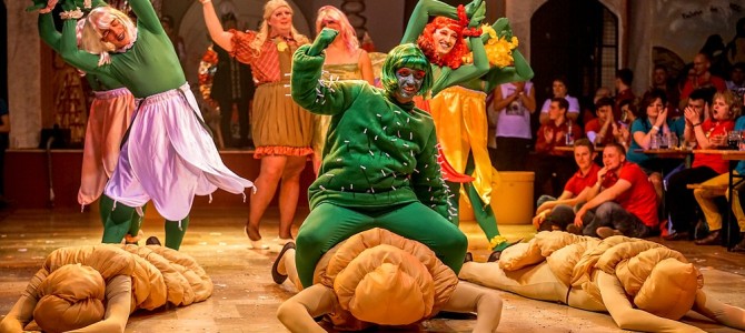 Unsere Männer lassen die Blumen im Winter erblühen.