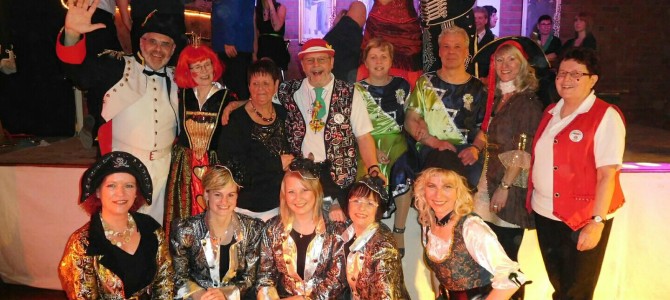 Rosenmontag zu Gast beim Tschernitzer-Karnevalsclub und beim Karneval-Club Sergen