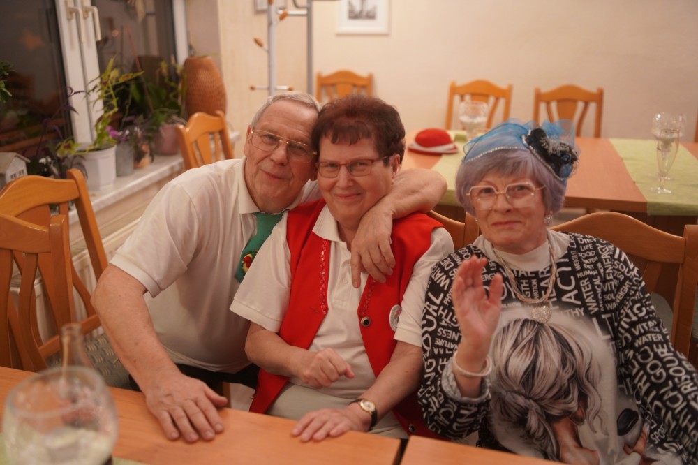 210 190 A7302457-2500