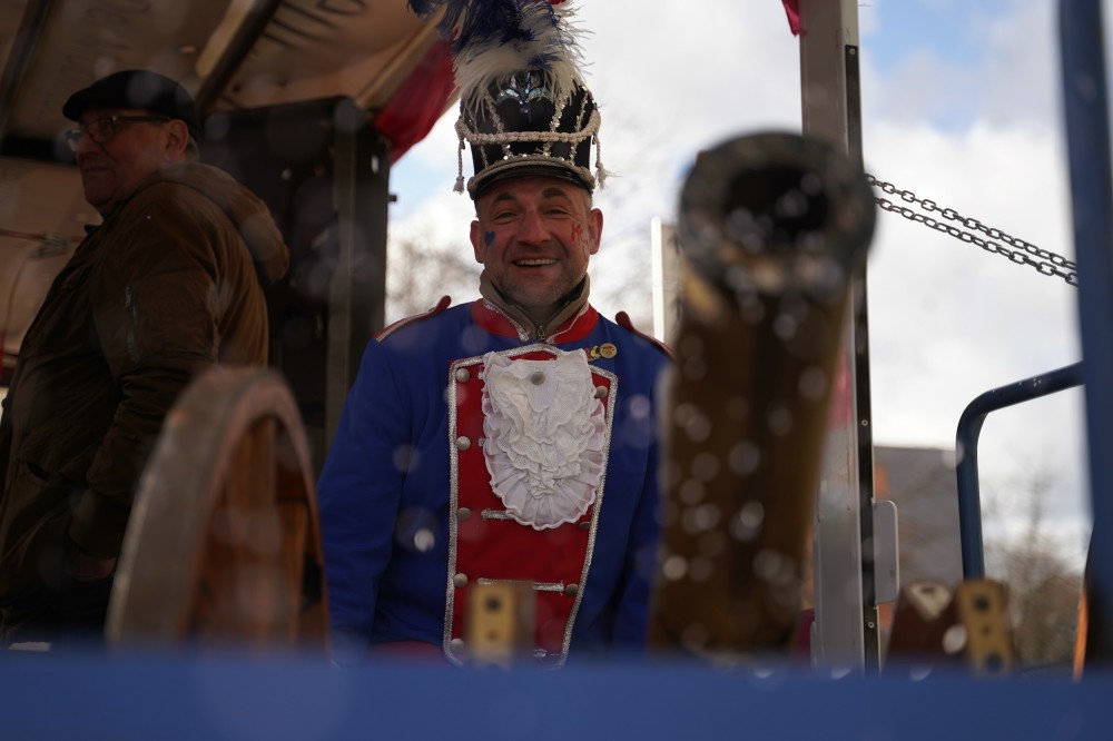 296 F CB 052 A7304851-2500