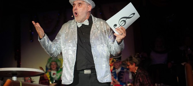 Die scharfen Zungen / Büttenredner Die scharfen Zungen / Büttenredner