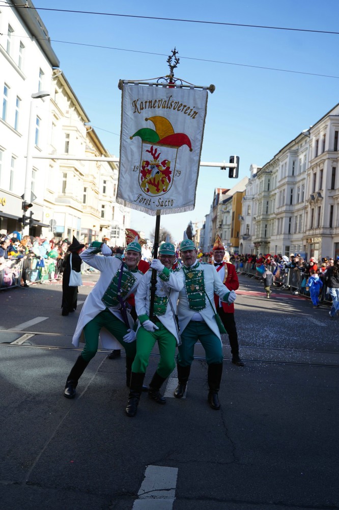 FFF 049 A7300686-2500-2500