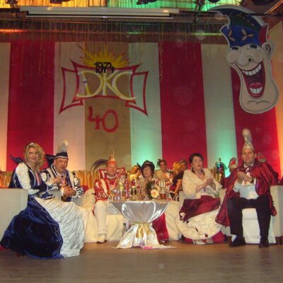 Links das Lausitzer Paar, mitte das neue Paar von Döbern, rechts das alte.