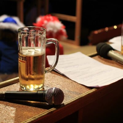 Mikro, Text und Bier, ja das wollen wir.