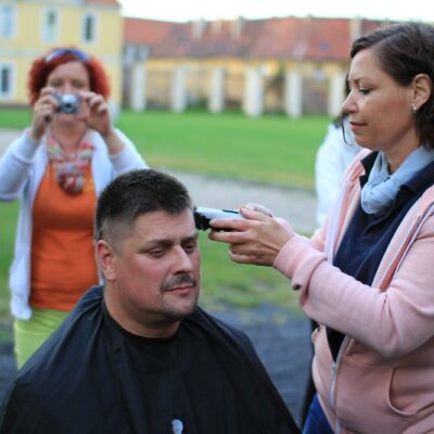 Wette verloren: Haare runter Andreas.
