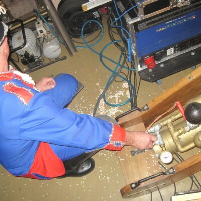 Immer ordentlich Druck auf der Konfettikanone.