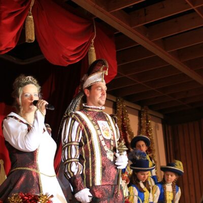 Beim Seniorenkarneval.