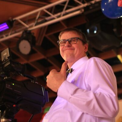 Beim Jürgen ist dann eine DVD vom Programm zu erwerben.