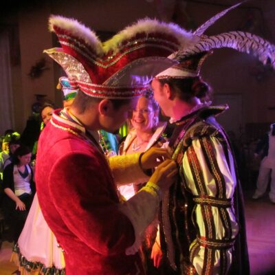 Jeder Gast bekommt ein Pin.