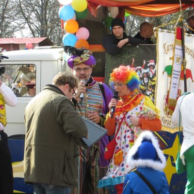 Unsere Moderatoren moderieren interessante technische Details. :-)