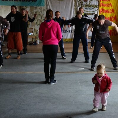 Nachwuchsorgen hat der KCS wohl nicht. Die kleine Valerie interressieren aber ganz andere Sachen.