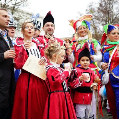 Der Rathausschlüssel gehört uns.